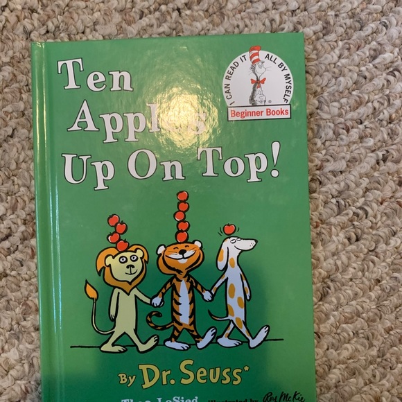 10 Dr. Suess Books! - Picture 6 of 10